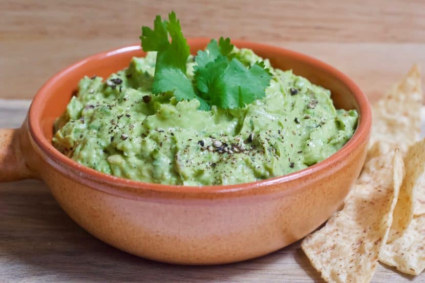 Mom's Homemade Guac with Hidden Veggies | Healthy Helper Healthy, homemade guacamole with added vegetables for more fiber and less fat! Vegan, gluten-free, and full of flavor, this guacamole will be your new go-to savory snack when a craving strikes.
