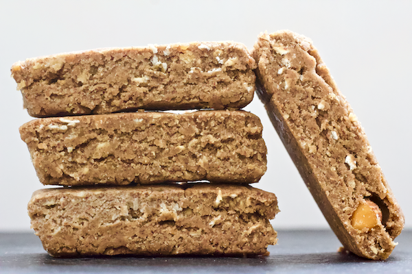No-Bake Banana Nut Protein Bars | No-bake protein bars filled with the flavor of banana bread. These banana nut protein bars are vegan, gluten-free, no added sugar, and SO easy to make. These bars will be your new favorite snack.