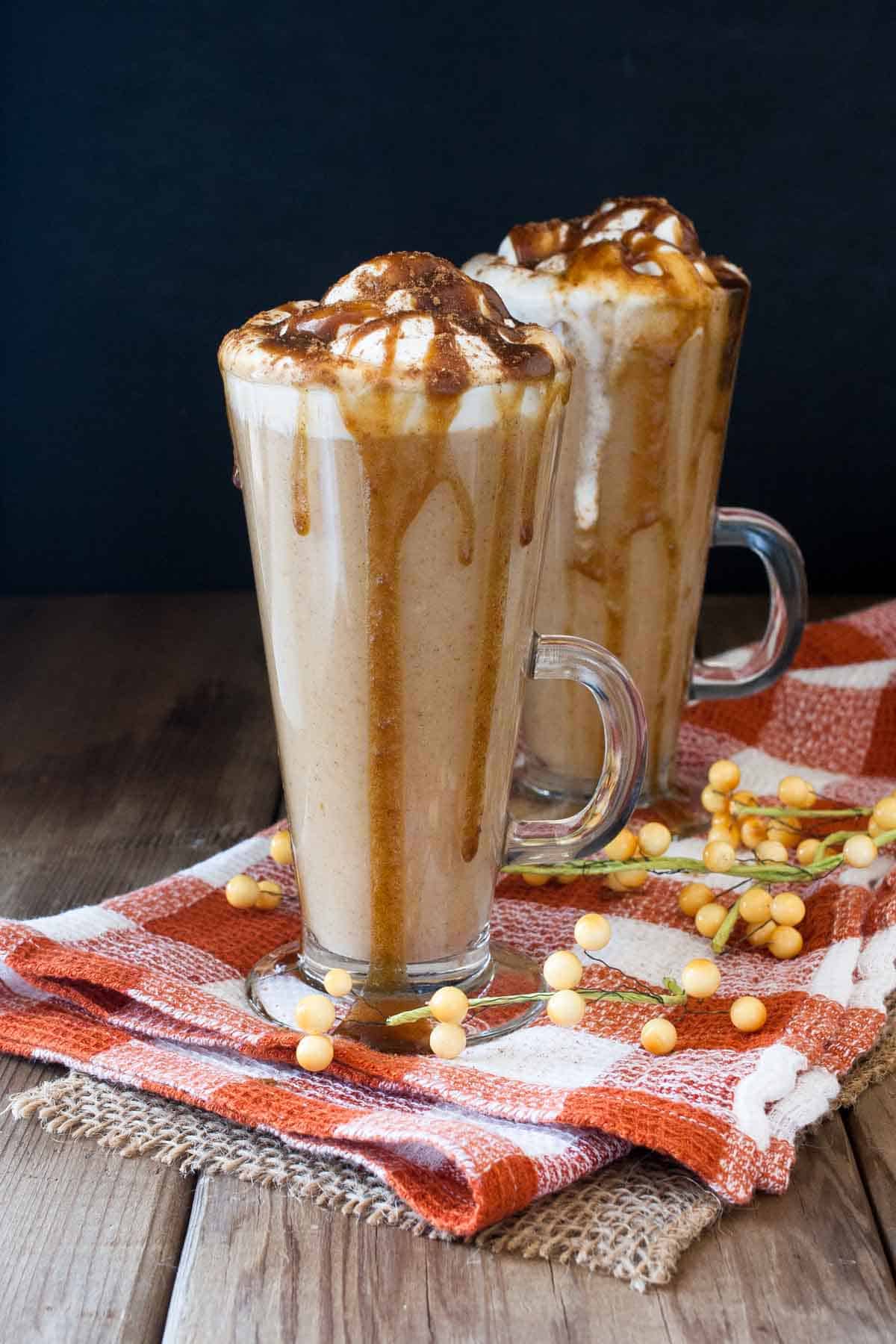 15 Fabulous Fall Beverages | A roundup of fabulous fall drinks that will warm your soul and your stomach! Delicious, healthy beverages that feature all the wonderful flavors of the season. Drink to your heart's content with these wonderful season sips!