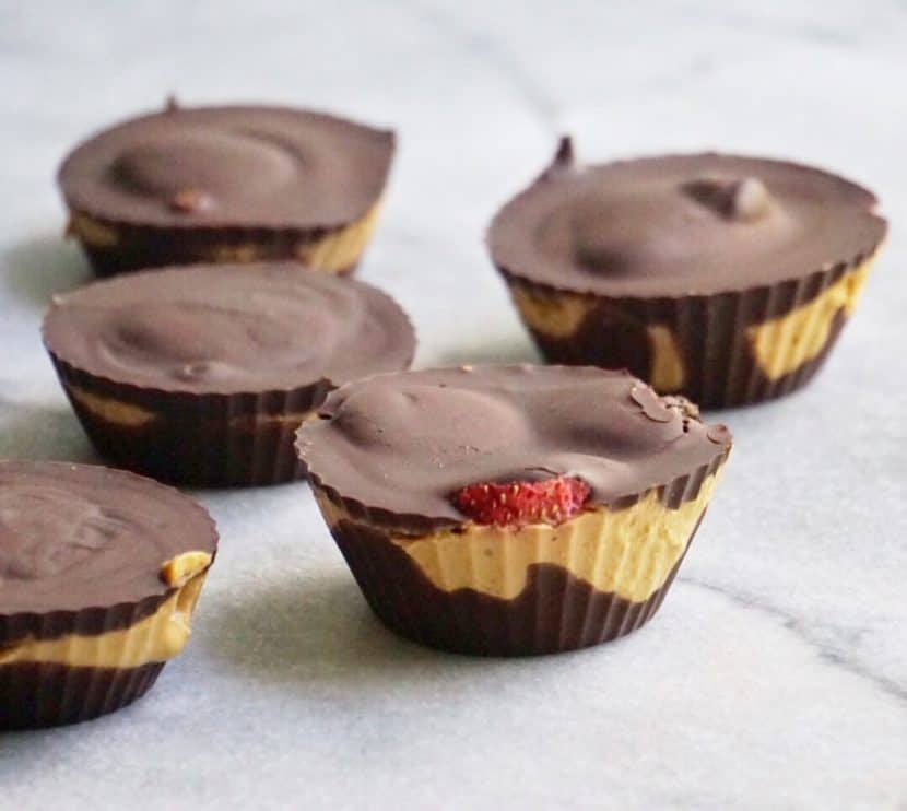 Strawberry-Stuffed Dark Chocolate Peanut Butter Cups | Healthy Helper @Healthy_Helper 