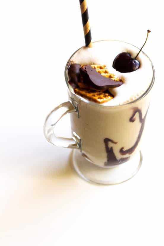 Chocolate Covered Pretzel Milkshake Healthy Helper @Healthy_Helper 