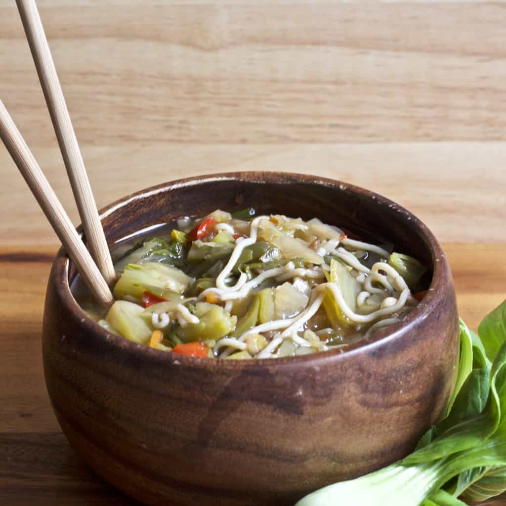 Vegan Chinese 5Spice Noodle Soup [glutenfree + oilfree] • Healthy Helper