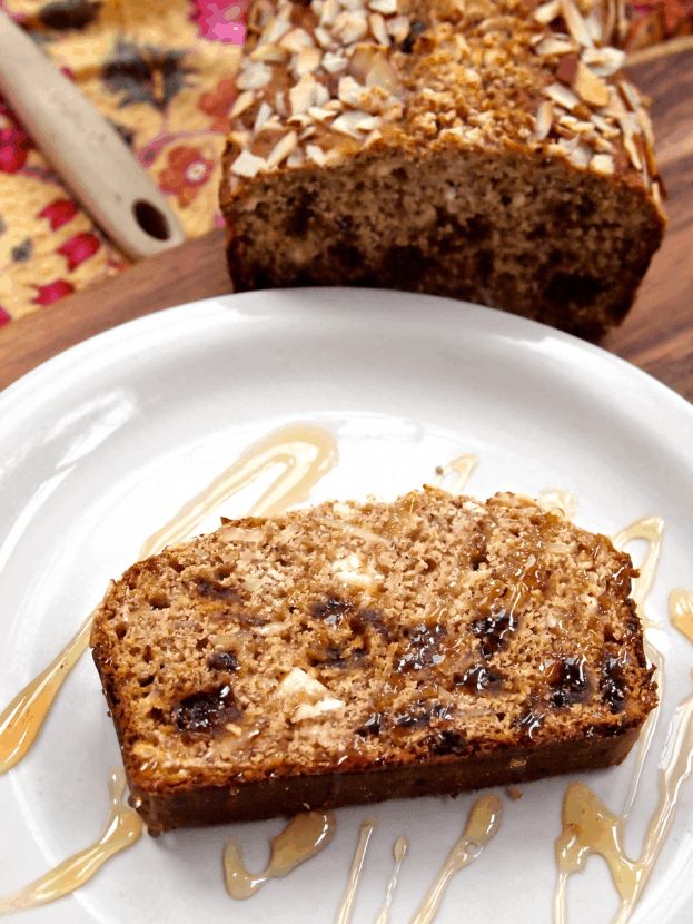 Honey Vanilla Almond Bread with Dates and Goat Cheese | Healthy Helper @Healthy_Helper
