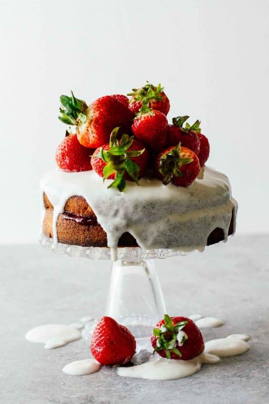 Strawberry Shortcake with Sugar-Free Glaze | Healthy Helper @Healthy_Helper