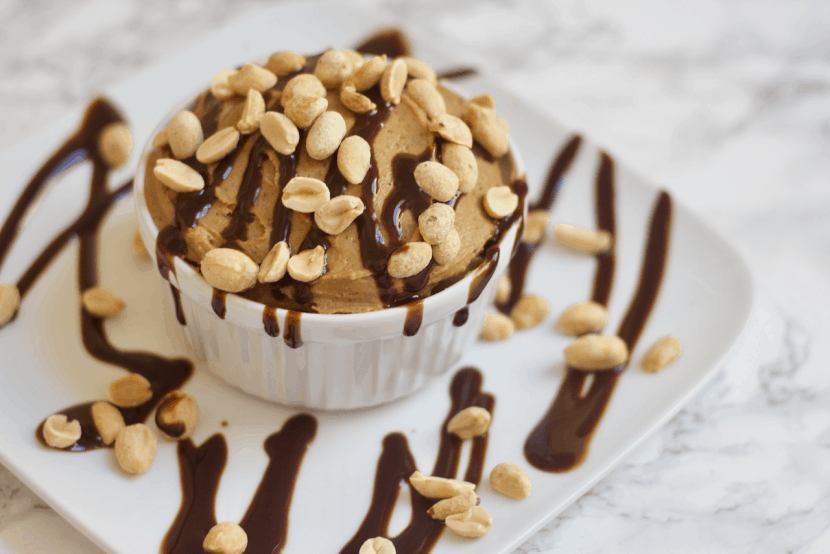 3 Ingredient Peanut Butter Pie Dip | Healthy Helper @Healthy_Helper Healthy, high protein dessert dip that tastes like your favorite pie! This 3 Ingredient Peanut Butter Pie Dip is vegan, gluten-free, naturally sweetened, and so decadent tasting. Feel good about indulging with your favorite dippers for a healthy snack or sweet treat.