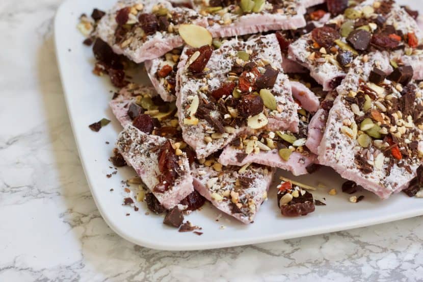 Superfood Greek Yogurt Bark | Healthy Helper A frozen treat the whole family will love! Bursting with superfood ingredients, this blueberry vanilla Greek yogurt bark will satisfy your sweet tooth while providing you with a great source of protein and healthy fats. The perfect after school snack or dessert! 