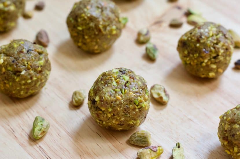 Matcha Pistachio Protein Balls | Sweet matcha paired with pistachios and dates makes for the ultimate protein ball recipe! These delicious Matcha Pistachio Protein Balls are vegan, gluten-free, and have only 3 ingredients. Easy to make and perfect to take with you for on-the-go snacking!