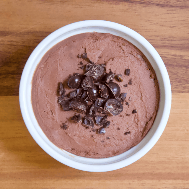 Double Chocolate Brownie Batter Dessert Hummus | Rich double chocolate dessert hummus that tastes like freshly mixed brownie batter! Creamy, smooth, and just sweet enough to satisfy all your chocolate cravings. Vegan, gluten-free, and low in sugar.
