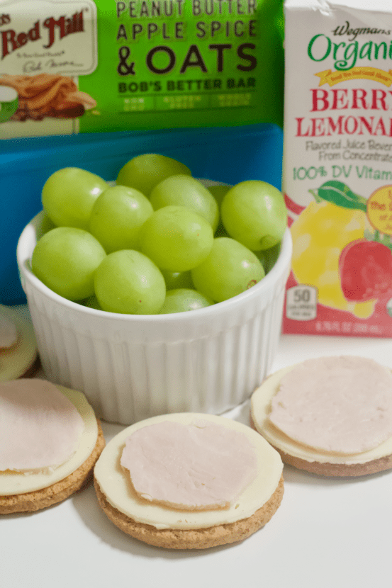 Grown-Up Lunchables | A more sophisticated version of your favorite childhood lunch! These Grown-Up Lunchables are made with wholesome, high quality ingredients unlike their processed counterparts and make for an easy, healthy lunch to take on the go.