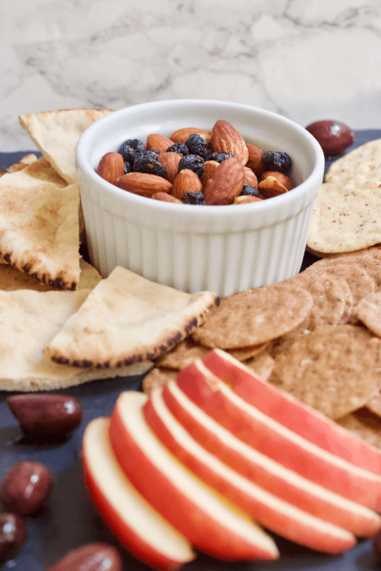 How to Build the ULTIMATE Gluten-Free Appetizer Platter | Your new go-to guide to building the ULTIMATE cheese, fruit, and nut appetizer platter.