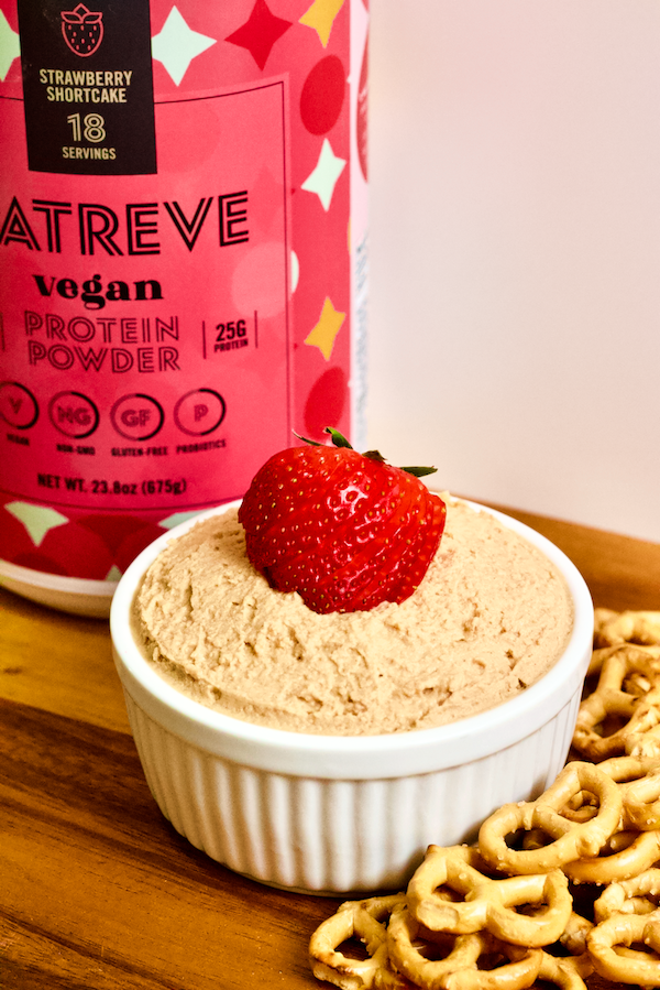 Protein Peanut Butter and Jelly Hummus | A high protein, sweet hummus dip with all the flavor of a classic peanut butter and jelly. Vegan, gluten-free, no added sugar, and easily made in 5 minutes.