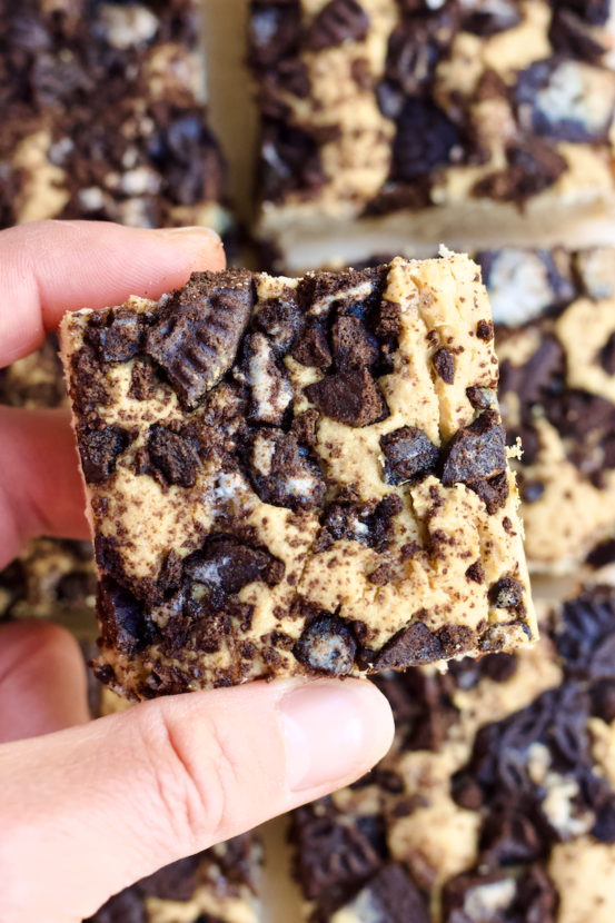 Gluten-Free Peanut Butter Oreo Protein Bars are the perfect healthy dessert for peanut butter and chocolate lovers! They're high fiber, dairy-free, and have no added sugar.