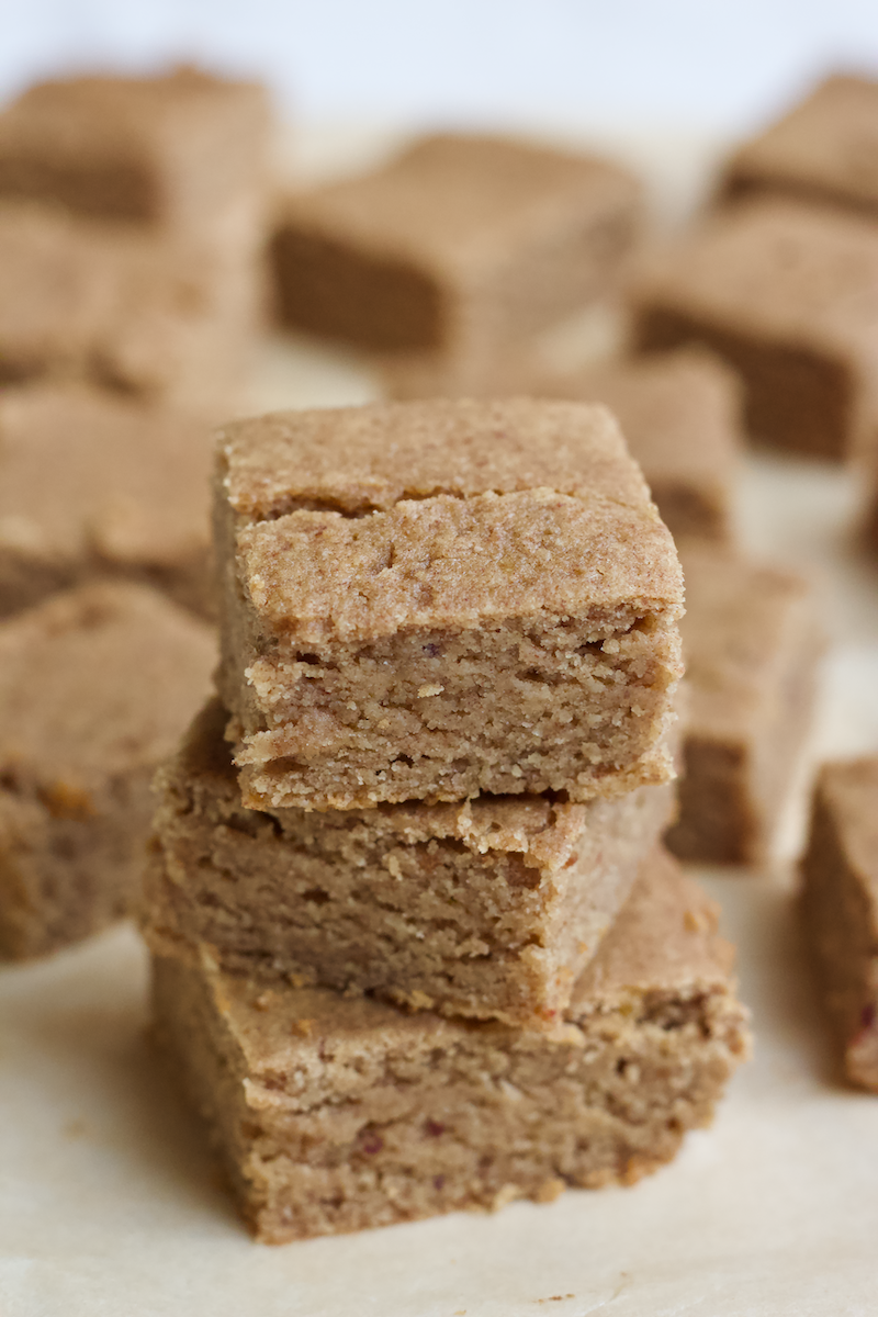 Vegan Salted Caramel Protein Blondies are a healthy twist on classic blondies made fully plant-based, protein-rich, and gluten-free. They also have no added sugar.